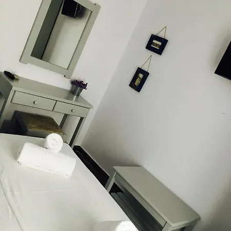 Nostos Apartment *